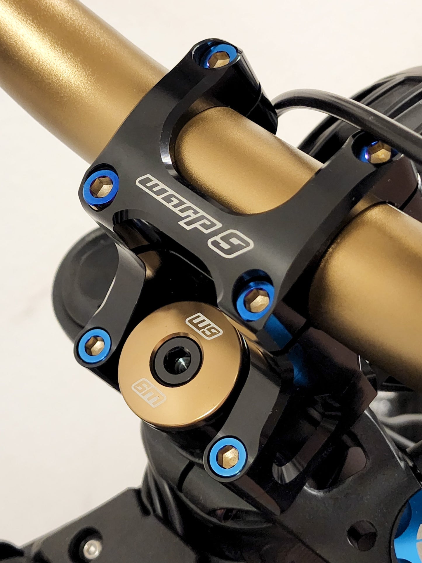 Surron Light Bee/Talaria Sting Bar Mount Titanium Bolt Kit